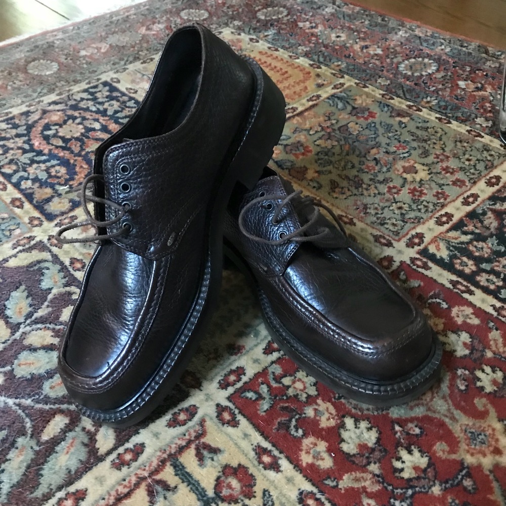Hugo Boss Men’s Dress Shoe Brown size 8.5